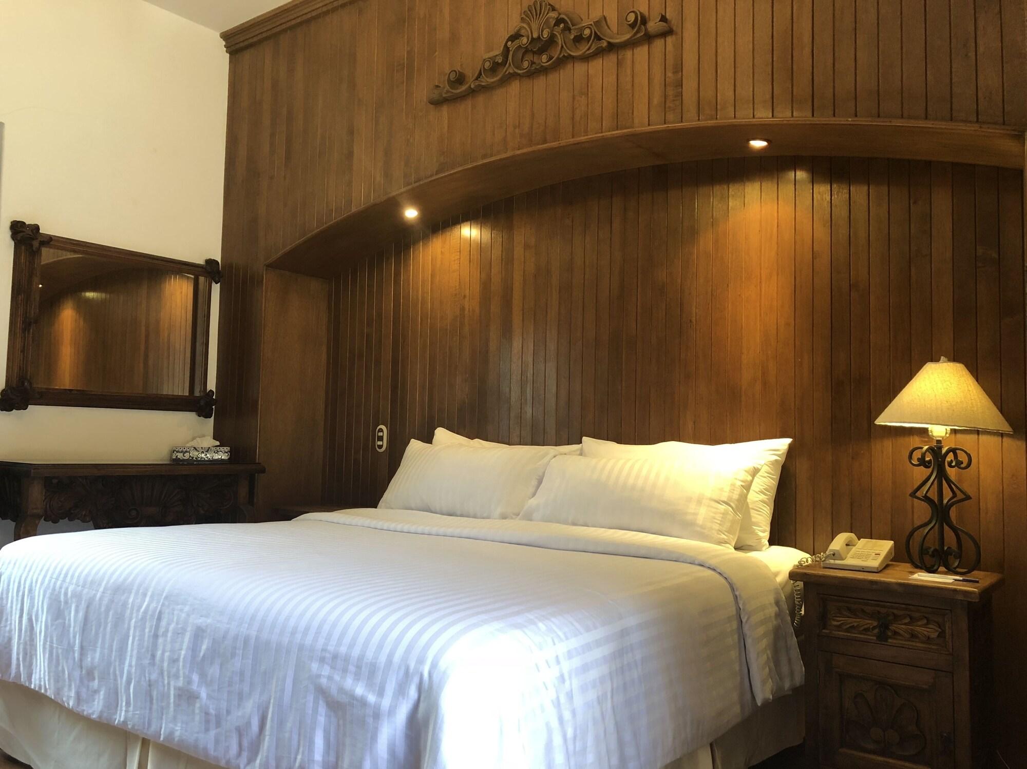 我的太阳中心酒店 Uruapan  外观 照片